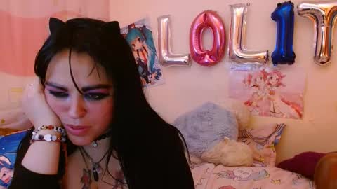 Snapshot of looltalizekatana chatting on 12-02-24, 11:34 alize online show from 12-02-24, 11:34