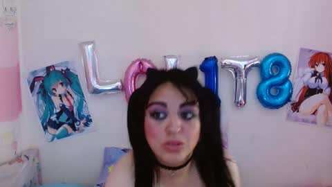 Snapshot of looltalizekatana chatting on 12-14-24, 01:38 alize online show from 12-14-24, 01:38