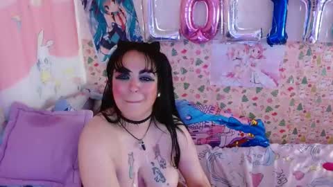 Snapshot of looltalizekatana chatting on 01-18-25, 11:00 alize online show from 01-18-25, 11:00