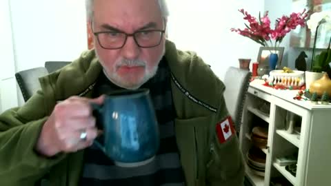 Snapshot of loop102 chatting on 01-05-25, 01:45 loop102 online show from 01-05-25, 01:45