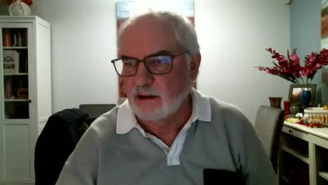 Snapshot of loop102 chatting on 01-09-25, 03:36 loop102 online show from 01-09-25, 03:36