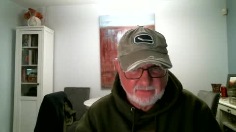 Snapshot of loop102 chatting on 09-13-25, 04:23 loop102 online show from 09-13-25, 04:23