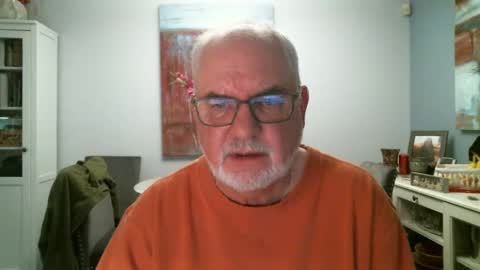 Snapshot of loop102 chatting on 10-03-25, 11:46 loop102 online show from 10-03-25, 11:46