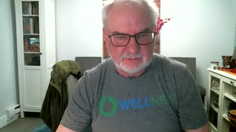Snapshot of loop102 chatting on 05-02-26, 04:23 loop102 online show from 05-02-26, 04:23