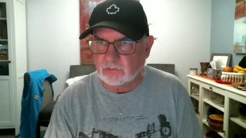 Snapshot of loop102 chatting on 07-01-26, 01:51 loop102 online show from 07-01-26, 01:51