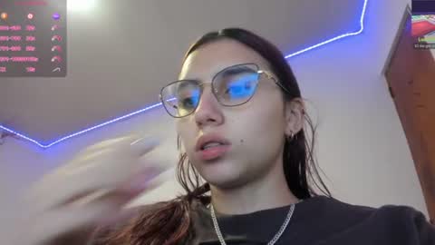 sofia lopez online show from 07-15-26, 01:00
