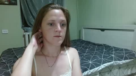 Lora online show from 05-27-26, 07:55