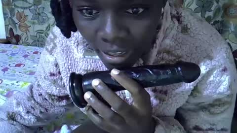 Snapshot of lora_amor chatting on 05-04-26, 10:39 lora_amor online show from 05-04-26, 10:39