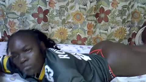 Snapshot of lora_amor chatting on 06-05-26, 12:50 lora_amor online show from 06-05-26, 12:50