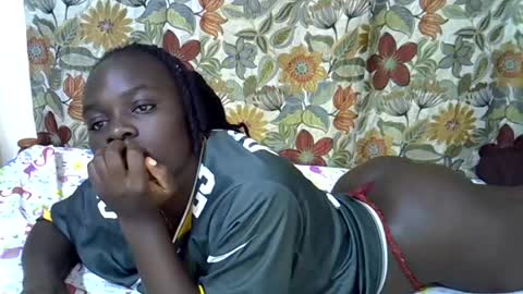 Snapshot of lora_amor chatting on 06-29-26, 01:11 lora_amor online show from 06-29-26, 01:11