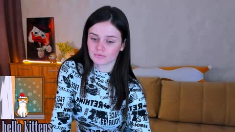 Lora Cain online show from 12-12-24, 03:59