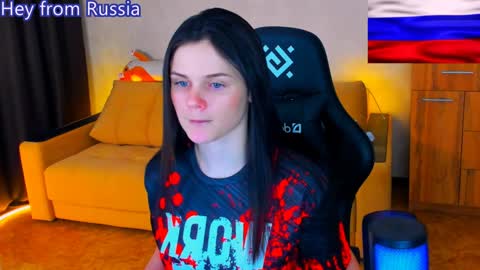 Lora Cain online show from 01-15-25, 04:57