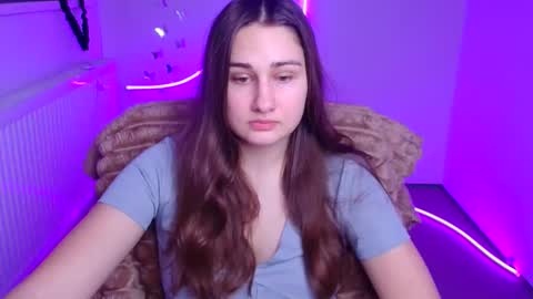 Lora online show from 02-07-26, 06:50