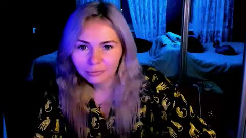 Lora online show from 10-29-25, 02:36