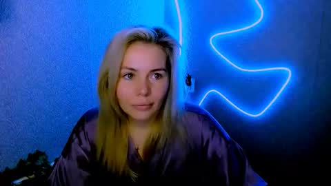 Lora online show from 02-18-26, 03:13