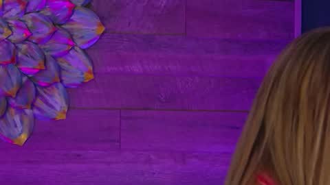 Snapshot of loradevine chatting on 02-19-26, 08:27 Lora online show from 02-19-26, 08:27