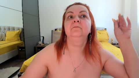 Snapshot of loraflame chatting on 06-18-26, 11:58 Lora online show from 06-18-26, 11:58