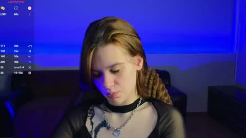 Snapshot of lorapuffs chatting on 06-10-26, 02:49 Lora online show from 06-10-26, 02:49