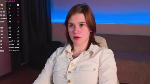 Snapshot of lorapuffs chatting on 07-12-26, 04:31 Lora online show from 07-12-26, 04:31