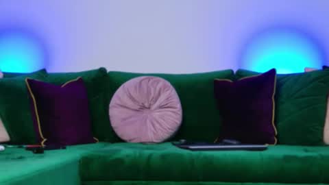 Snapshot of lorawarnner chatting on 04-18-26, 07:07 Miss online show from 04-18-26, 07:07