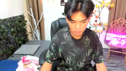 lord_hotasian online show from 12-17-25, 07:47