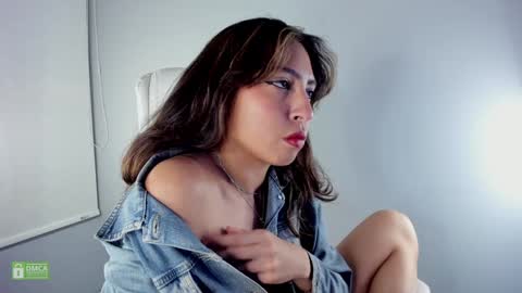 Deborah Daz online show from 01-21-25, 04:48