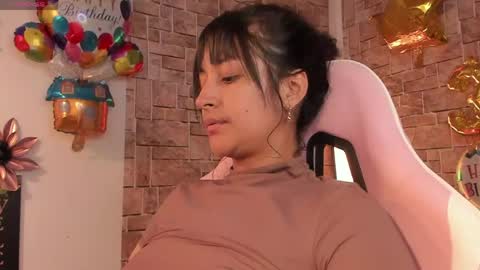 lore_rey online show from 04-20-26, 01:52