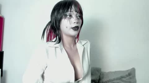 Lore Depp online show from 03-04-26, 08:20