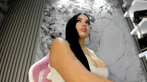 Doll Queen online show from 02-02-26, 10:47