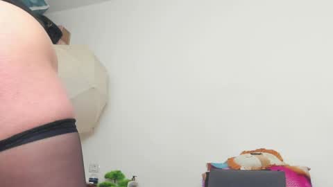Snapshot of lorena422 chatting on 05-28-26, 05:10 Hi Im Lorena an independent model Im waiting for you for any craziness you dream of... online show from 05-28-26, 05:10
