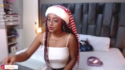 Lorena Vieira  online show from 12-31-24, 07:51