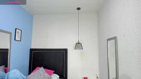 Snapshot of lorenadavies chatting on 02-11-25, 01:52 lorenadavies online show from 02-11-25, 01:52