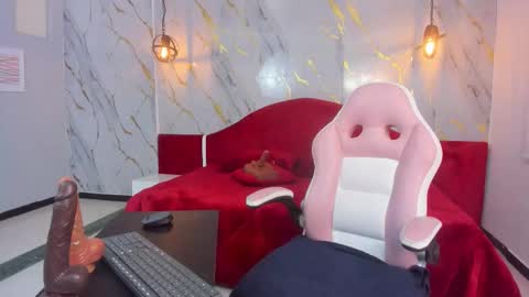 lorena online show from 11-08-25, 08:03