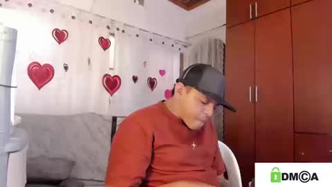 Snapshot of loreth_jw chatting on 10-01-25, 08:37 Queen Loreth online show from 10-01-25, 08:37