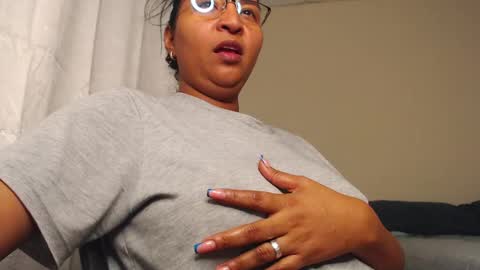 Snapshot of loretta_ chatting on 03-06-25, 07:14 Loretta Gmez online show from 03-06-25, 07:14