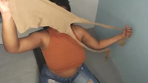 Loretta Gmez online show from 04-12-26, 12:04