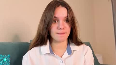 Snapshot of lorettadunnelli chatting on 09-28-25, 06:24 Chloe for Fan BlackHole online show from 09-28-25, 06:24