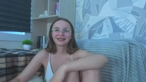 Snapshot of lorettedarsi chatting on 07-05-26, 04:19 lorettedarsi online show from 07-05-26, 04:19