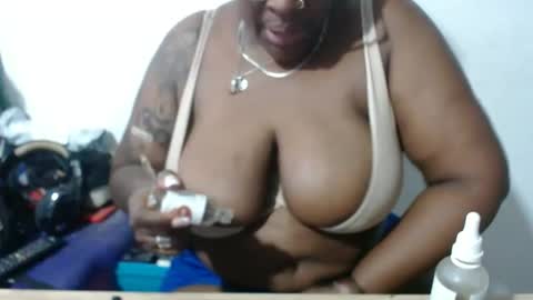 loretybighot online show from 01-29-25, 12:24