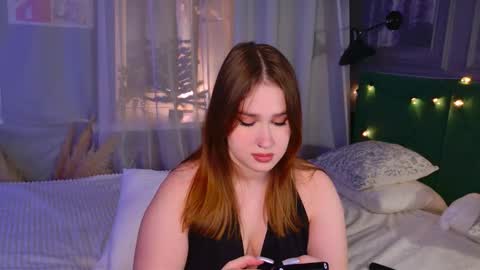 Lori online show from 12-17-25, 06:58