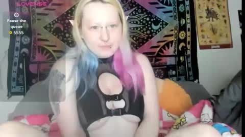 Lori Critter online show from 04-13-26, 10:32