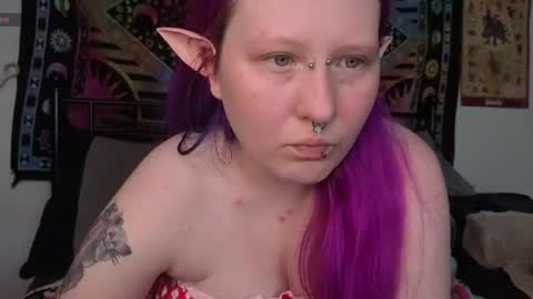 Lori Critter online show from 07-23-26, 10:40