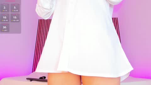 Snapshot of lorraine_28 chatting on 12-20-24, 08:23 Soy Lorena online show from 12-20-24, 08:23