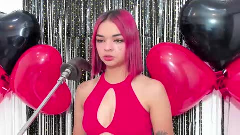 Snapshot of lorraine_williams_ chatting on 02-14-25, 11:42 lore online show from 02-14-25, 11:42