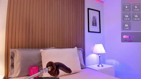 Snapshot of lorraine_williams_ chatting on 10-07-25, 11:40 lore online show from 10-07-25, 11:40