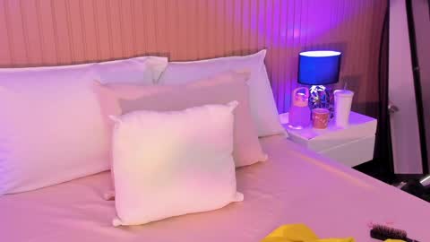 lore  online show from 03-26-26, 11:16