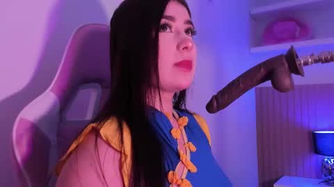 Snapshot of lorraine_williams_ chatting on 07-18-26, 06:28 lore online show from 07-18-26, 06:28