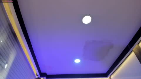 Lorraine online show from 04-11-26, 01:04