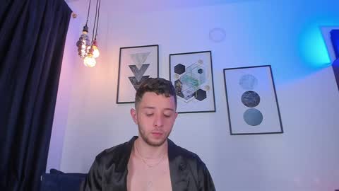 Snapshot of los_juanes chatting on 01-03-25, 09:47 JUAN JUAN online show from 01-03-25, 09:47