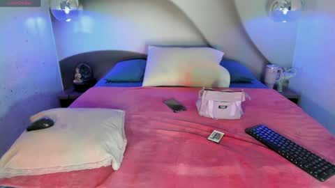 Lotti online show from 04-04-26, 07:55